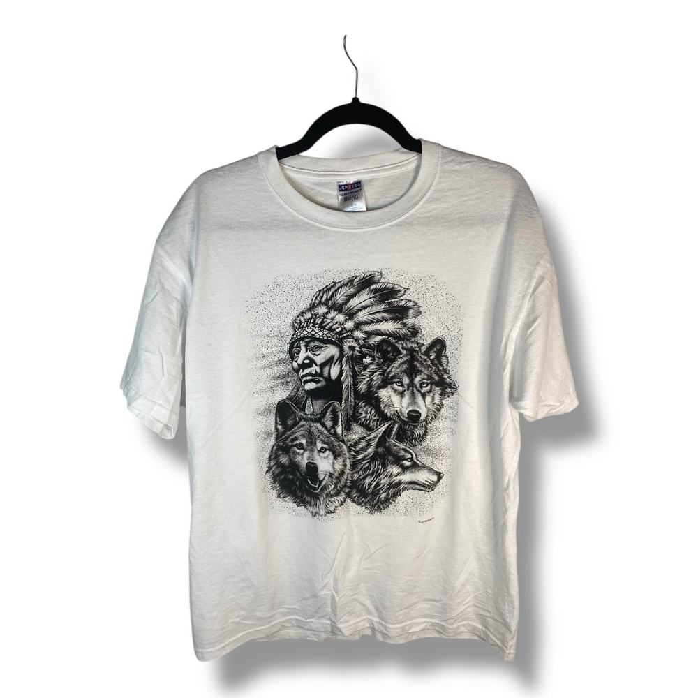 Vintage Graphic Chief Warrior Wolf Wolves T Shirt Size Men’s Large